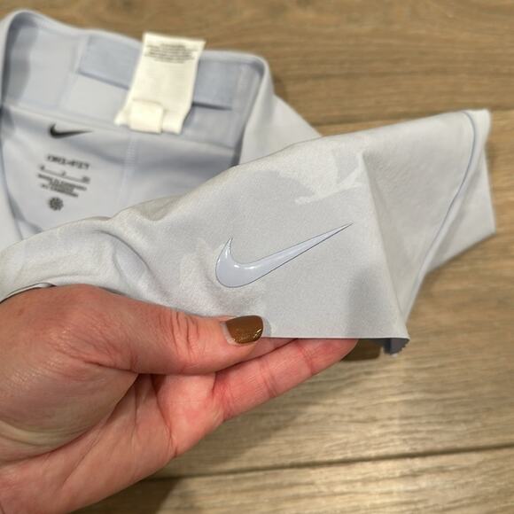 NIKE Golf Light Purple Floral Embossed Active Outdoor Tennis Skort‎ Size Small - Picture 9 of 10